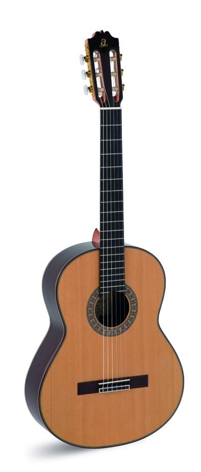 GUITARRA ADMIRA A20 EF GUITARRA ADMIRA A20 EF